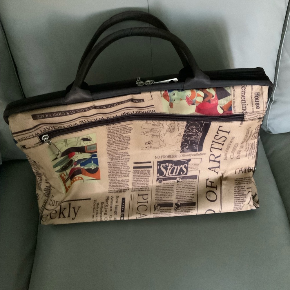 TRAVEL/GYM BAG